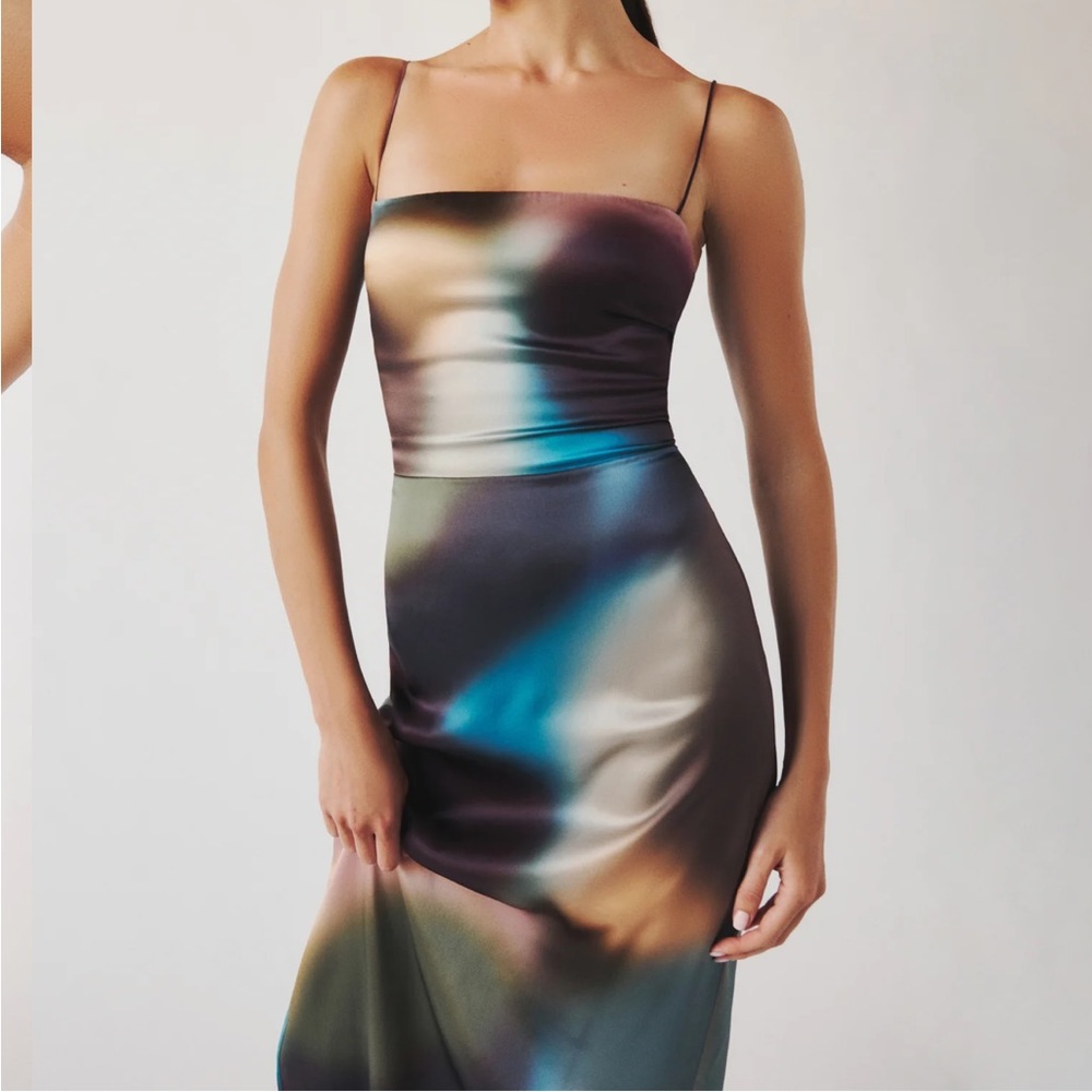 New Reformation Frankie Dress Blur - Picture 2 of 7